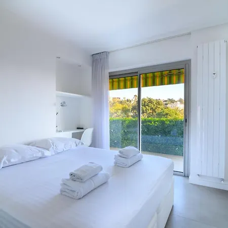 Apollon 2 Steps Away From The Croisette In Appartamento Cannes